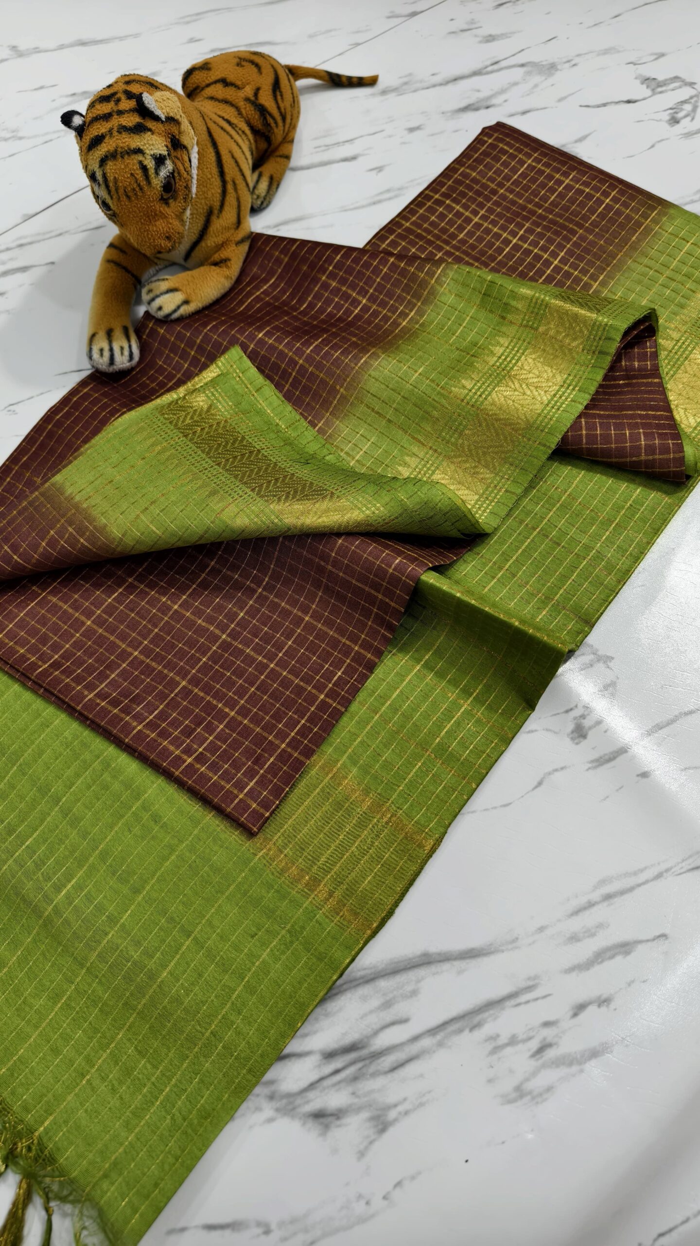 Semi Tussar Checks Saree (Copy)