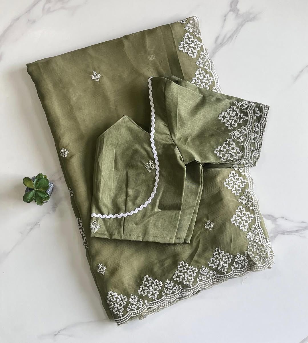 Designer Cloudy Crush Saree