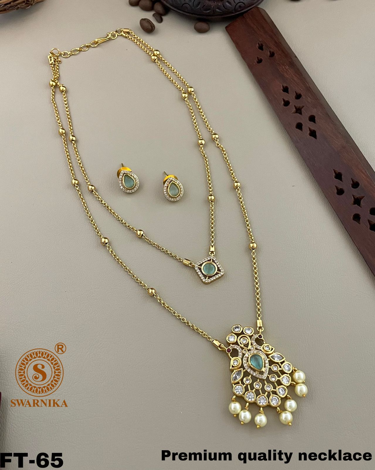 Beautiful Two Rows Chain Pendant Set